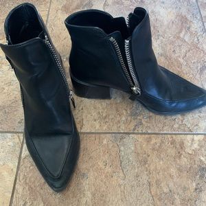 ✨ZARA✨ Leather Ankle Booties